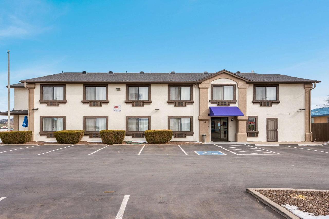 Econo Lodge Inn & Suites Williams - Grand Canyon Area Exterior foto