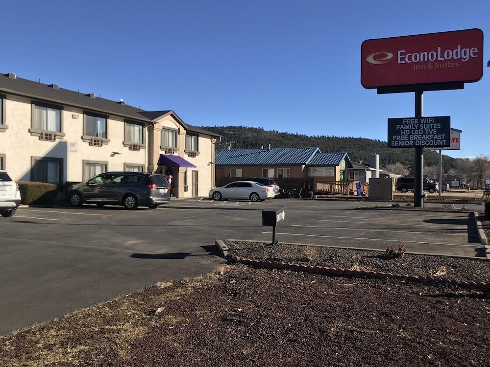 Econo Lodge Inn & Suites Williams - Grand Canyon Area Exterior foto