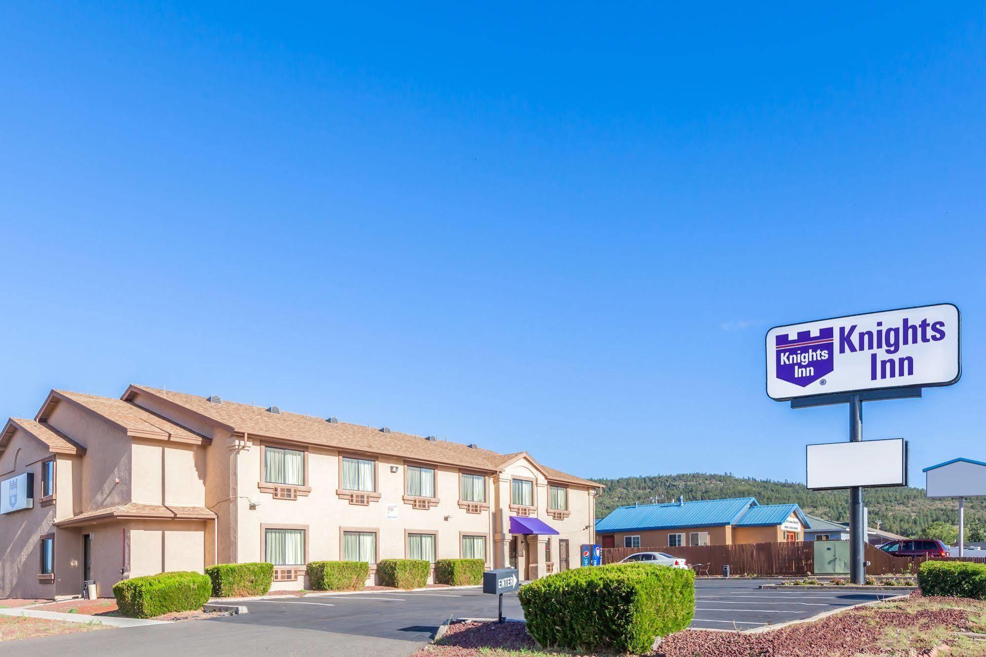 Econo Lodge Inn & Suites Williams - Grand Canyon Area Exterior foto